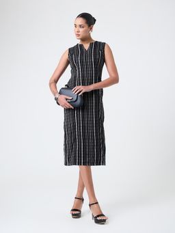 Powersutra - Black Blended Stripes Dress