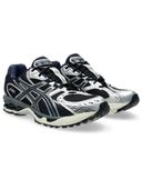 Black color option, Currently selected