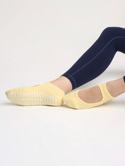 Mint & Oak - Yoga And Pilates Non-Slip Socks For Women Yellow