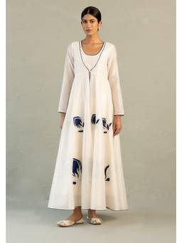 Charkhee - Ivory Edit Long Kurta and Pant Set