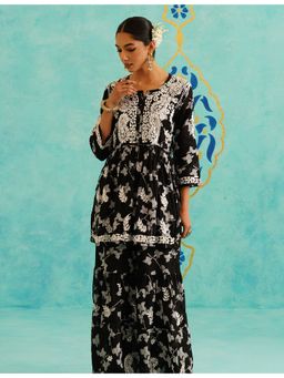 SAAYA THE LABEL - Ehsaas Black Co-Ord's Set