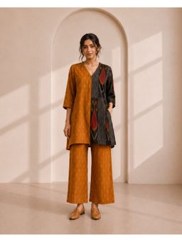 Vaaya - The Auro Mustard Kurta with Pant