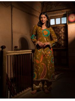 SAAYA THE LABEL - Heena Green Kurta with Pant and Dupatta