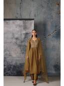 Olive color option, Currently selected