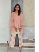 Pink color option, Currently selected