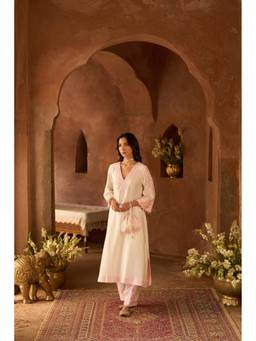 Sheetal Batra - Pink Sarggun Mehta In Sahabat Daisy Kaftan and Salwar
