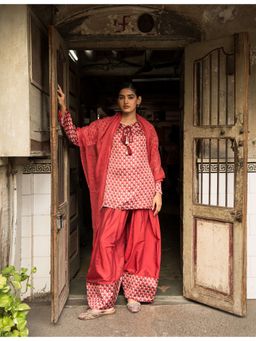SAAYA THE LABEL - Raagni Maroon Kurta with Salwar and Dupatta