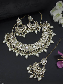 I Jewels - Traditional Gold Plated Kundan Pearl Jewellery Set