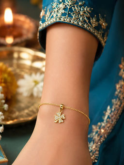Digital Dress Room - Four Leaf Lucky Ad Clover Bracelet Rakhi