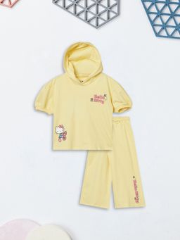 max - Yellow Printed Regular Cotton T-shirt and Pant