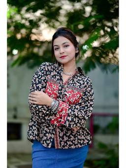 The NARI by SUGERCANDY - Navy Blue Cotton Top