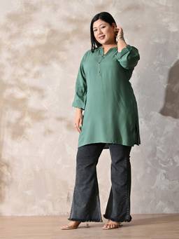 Desi Noor - Plus Size Sea Green Rayon Scalloped Short Kurta