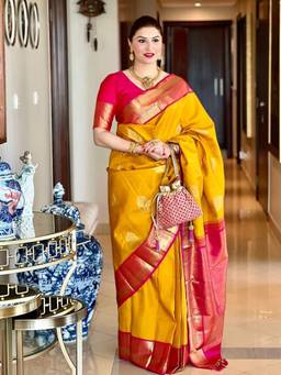 URBAN PALLU - Women Gold Silk Blend Saree