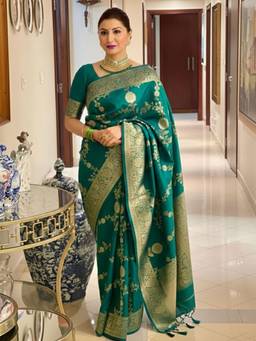 URBAN PALLU - Silk Blend Green Woven Saree