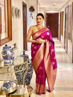 URBAN PALLU - Women Silk Blend Pink Saree
