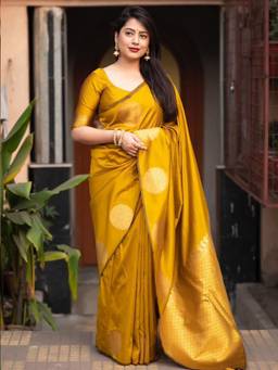 URBAN PALLU - Women's Yellow Silk Blend Woven Saree