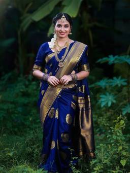 URBAN PALLU - Women's Blue Silk Blend Woven Saree
