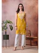 Yellow color option, Currently selected