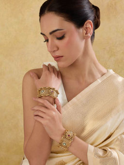Indinoor - Nishtha Statement Bangle