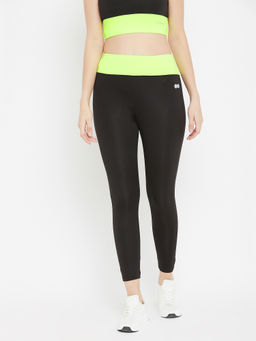 Clovia - Activewear Ankle Length Tights - Green