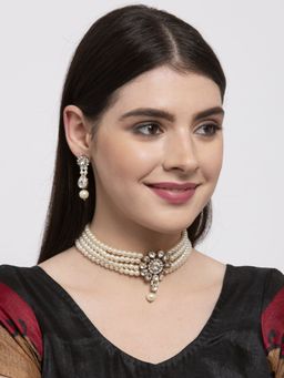 Anika's Creations - Anika's Creation Elegant Pearl Chokar Necklace Set