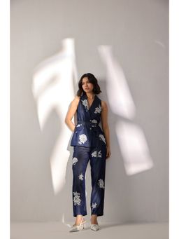 Label Deepika Nagpal - Blue Robin Embroidered Co-Ord with Belt (Set of 3)