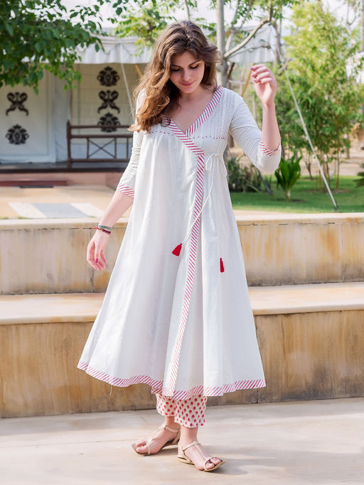 dolce gabbana ice cream dress & Print Shirt Gabbana dress is infused Long Blue Bridesmaid Dresses SIZING GUIDE:TRUE TO SIZE. Cabana multi color