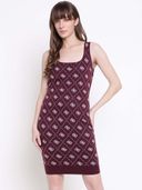 Maroon color option, Currently selected