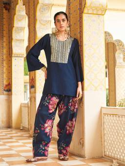 Tikhi Imli - Women Blue Embroidered Silk Blend Kurti with Salwar