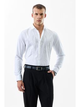 Snitch - White Solid Full Sleeves Slim Casual Shirt for Men
