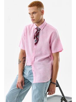 Snitch - Pink Solid Half Sleeves Slim Casual Shirt for Men