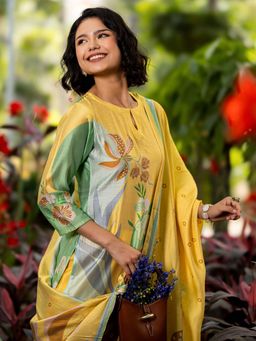 Libas - Yellow Floral Printed Kurta and Pant with Dupatta (Set of 3)