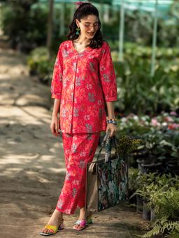 Libas - Coral Floral Printed Embroidered Schiffli Tunic with Schiffli Trouser (Set of 2)