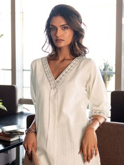 Libas - Off White Floral Yoke Embroidered Front Pleat Straight Kurta