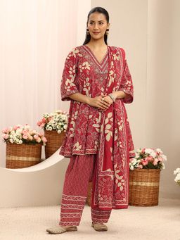 Libas - Red Floral Printed A-Line Kurta With Salwar & Dupatta