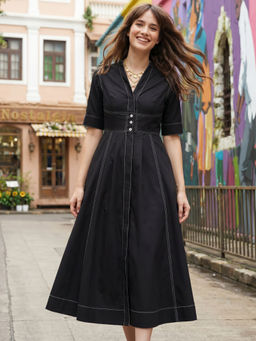 Uptownie - Black Solid Regular Dress