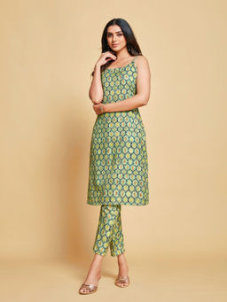 Anubhutee - Womens Green Casual Printed Kurta with Pant (Set of 2)