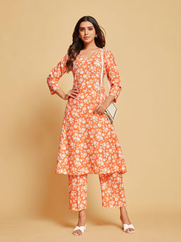 Anubhutee - Womens Pink Casual Printed Kurta with Pant (Set of 2)