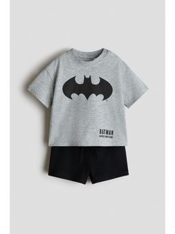 H&M - Boys Grey 2-Piece Printed T-Shirt and Shorts