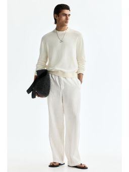 H&M - Men White Loose Fit Linen Trousers
