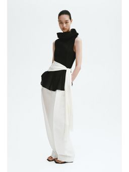 H&M - Women Black Ramie-Blend Peplum Top