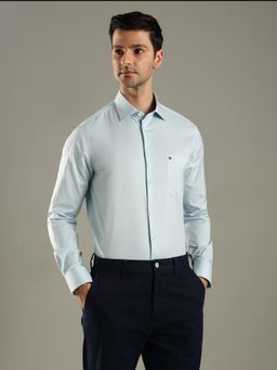 Tommy Hilfiger - Blue Solid Regular Fit Cotton Shirt