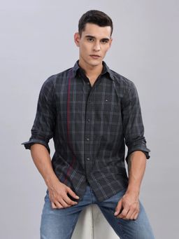 Tommy Hilfiger - Black Checked Regular Fit Cotton Shirt
