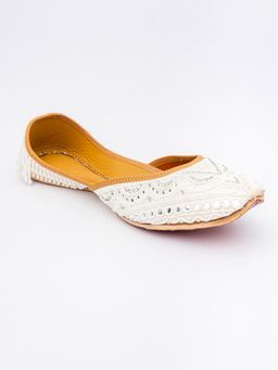 NR by Nidhi Rathi - Embellished Beige Juttis