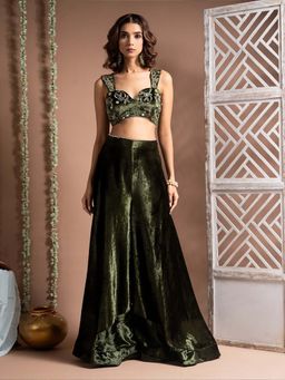 Ahi Clothing - Green Velvet Sweetheart Embroidered Palazzo with Blouse