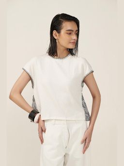 Muvazo - White Linear Flow Top