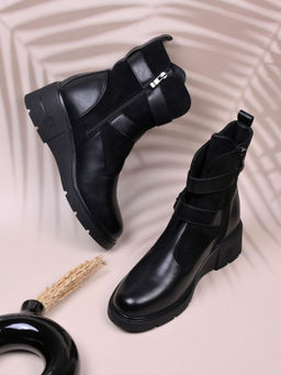 Ronnie Grey - Women Black Solid Casual Boots