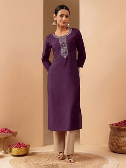 Janasya - Wine Round Neck Three Fourth Sleeves Kurta