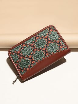 Zouk - Kolkata Nouveau Chain Wallet