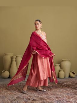 Vaaya - The Silk Chanderi Peach Kurta With Pant And Dupatta